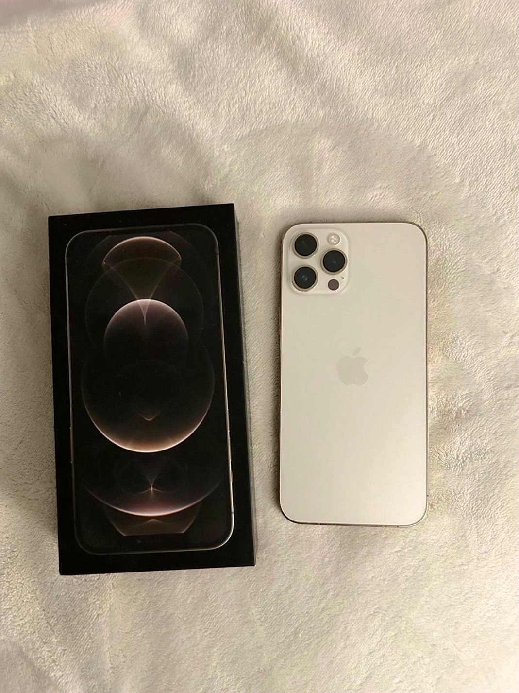 Apple iPhone 12 Pro Max 128GB Gold Unlocked - Used