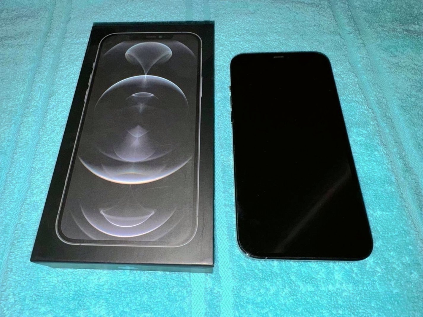 Apple iPhone 12 Pro Max 512GB Graphite Unlocked - Used
