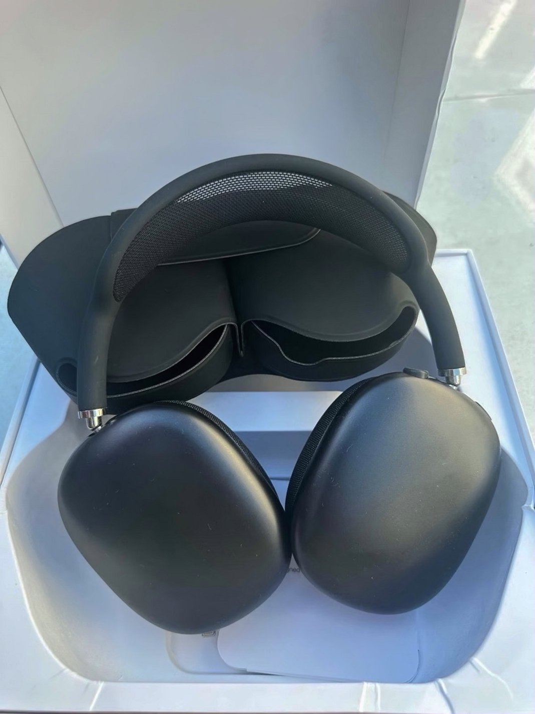Apple AirPods Max 1M79 Black - Used