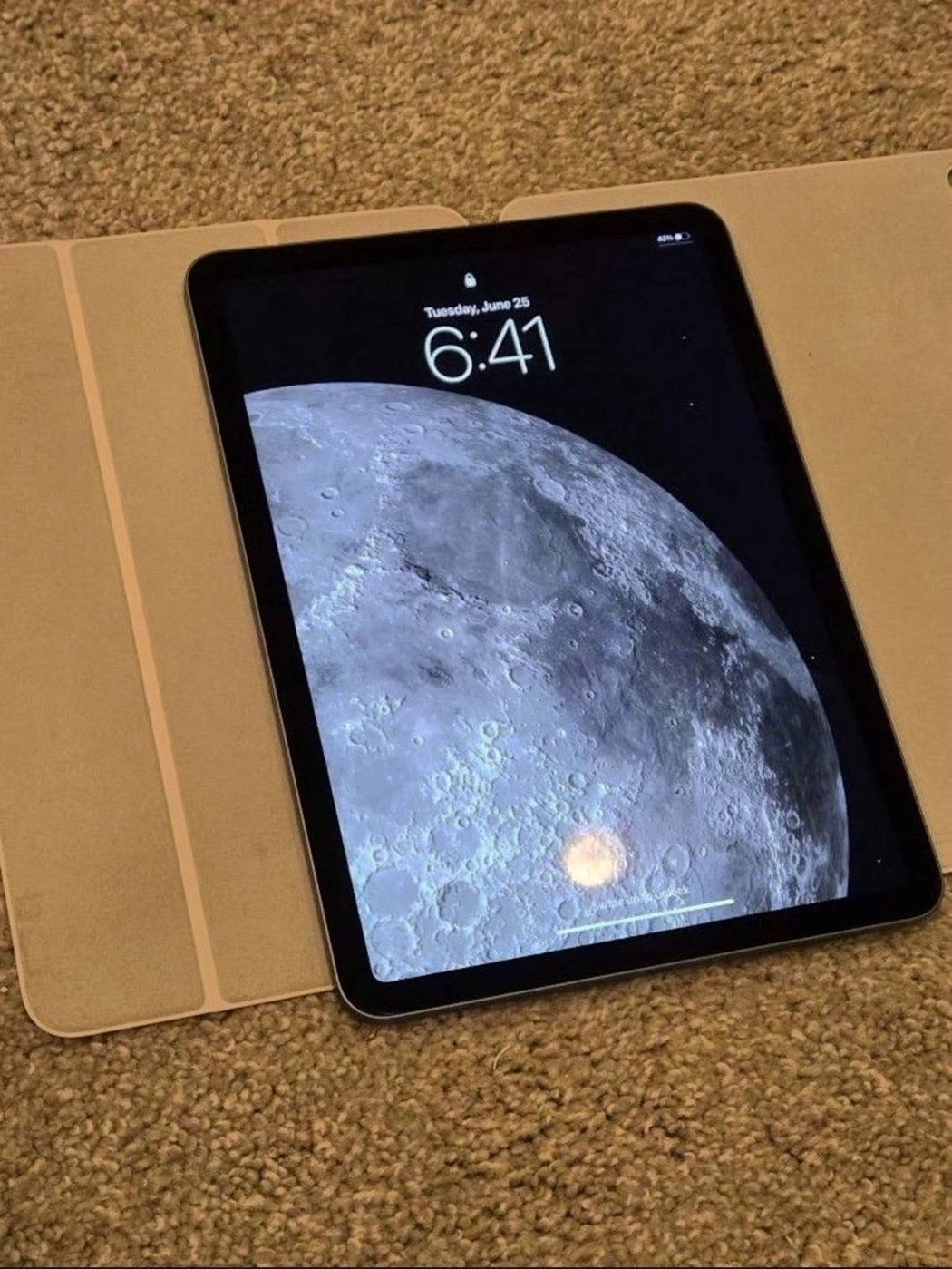 Apple iPad Air 5th Generation 64GB Blue Unlocked - Used